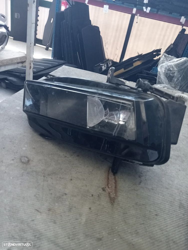 Farol nevoeiro direito Volkswagen Golf VII 12 - / 5G0941662D - 1