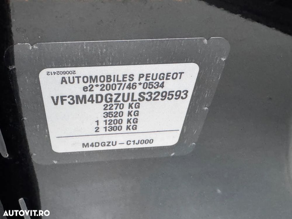 Peugeot 3008 Hybrid 225 e-EAT8 GT - 29