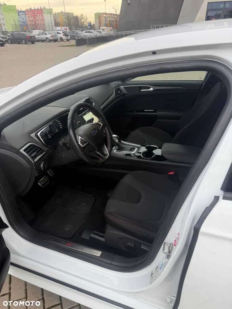 Ford Mondeo 2.0 EcoBoost ST-Line - 9