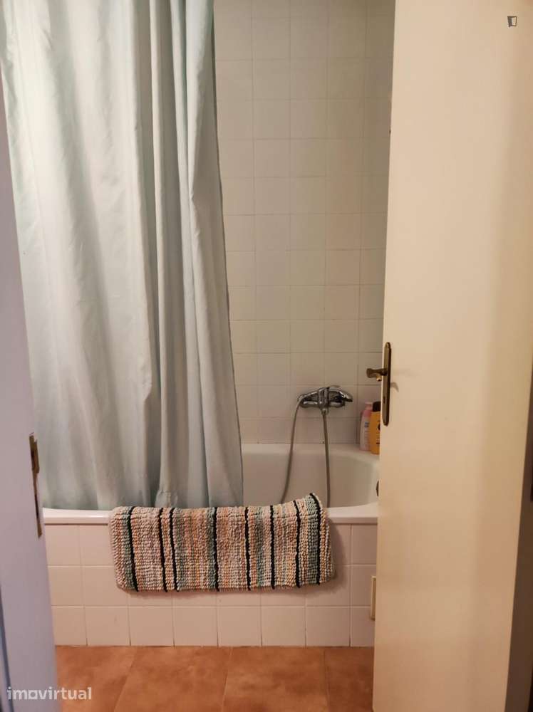 Quarto - localizado em Alfama Lisbon - Grande imagem: 4/7