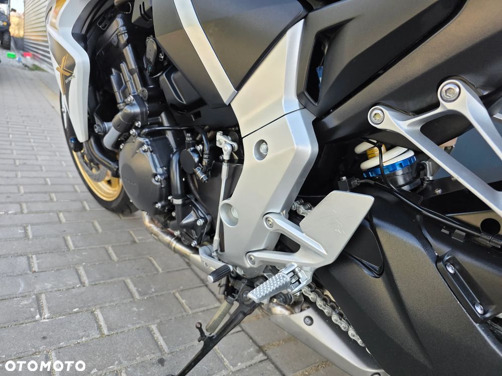 Honda CB - 10