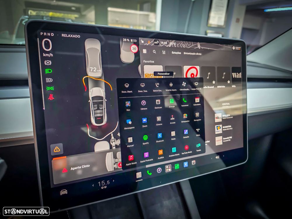 Tesla Model Y Long Range Dual Motor AWD - 42