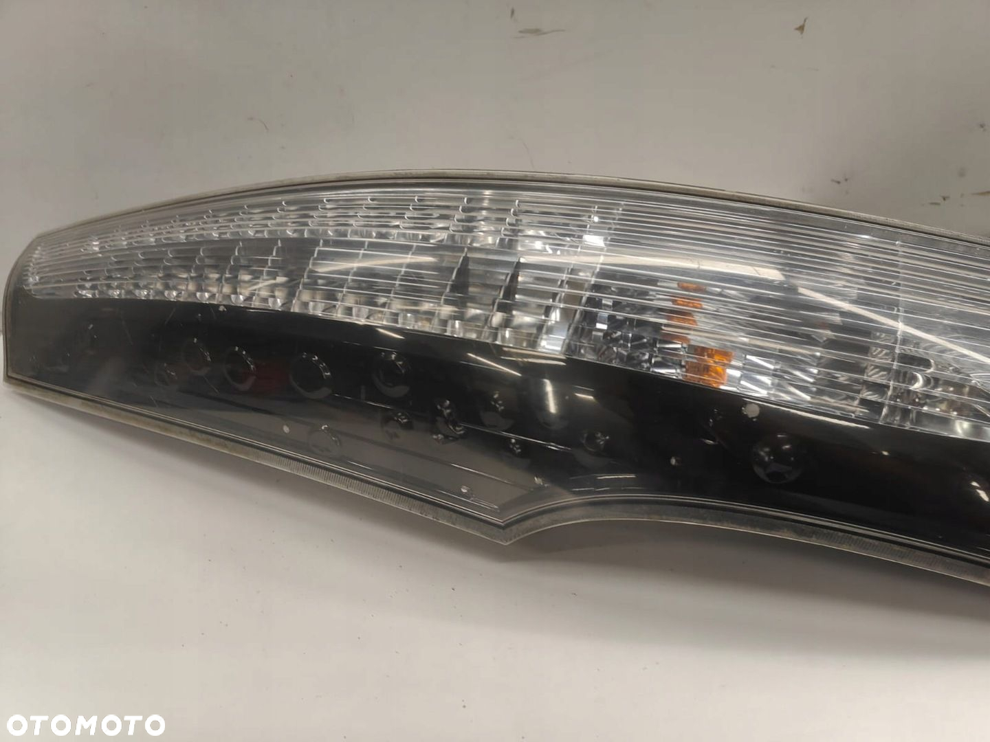 Mitsubishi grandis 220-87642 LAMPA LEWA LEWY TYL TYLNA - 3