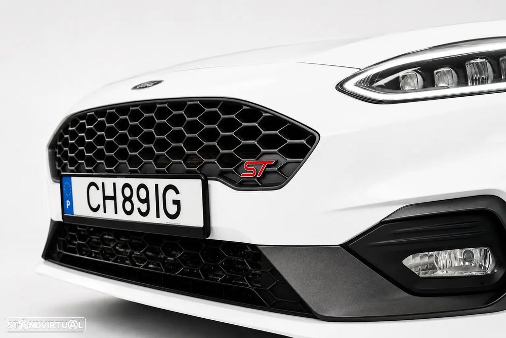 Ford Fiesta 1.5 EcoBoost ST - 8