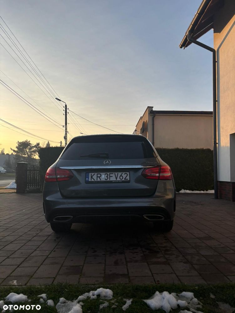 Mercedes-Benz Klasa C 200 4-Matic 9G-TRONIC - 5