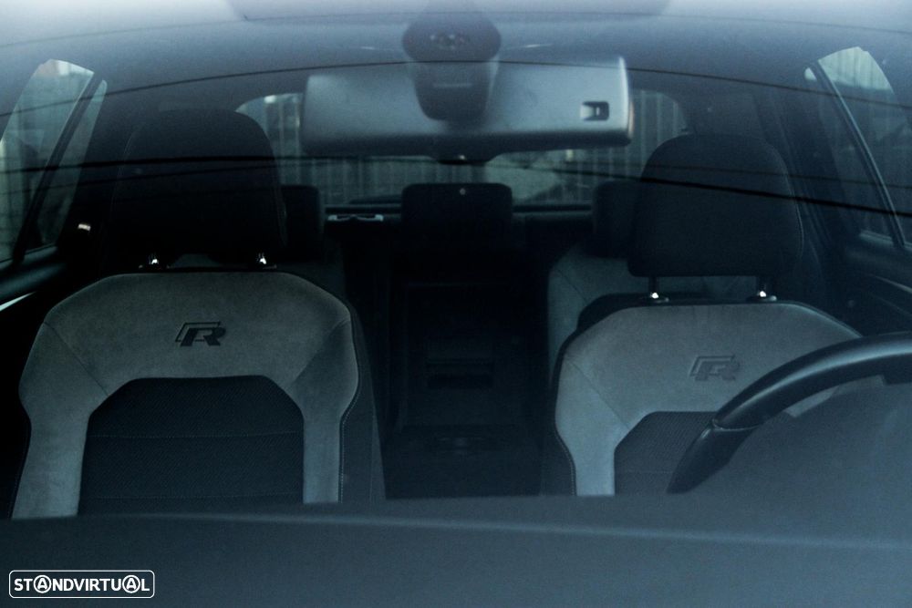 VW Golf R 4Motion BlueMotion DSG - 10