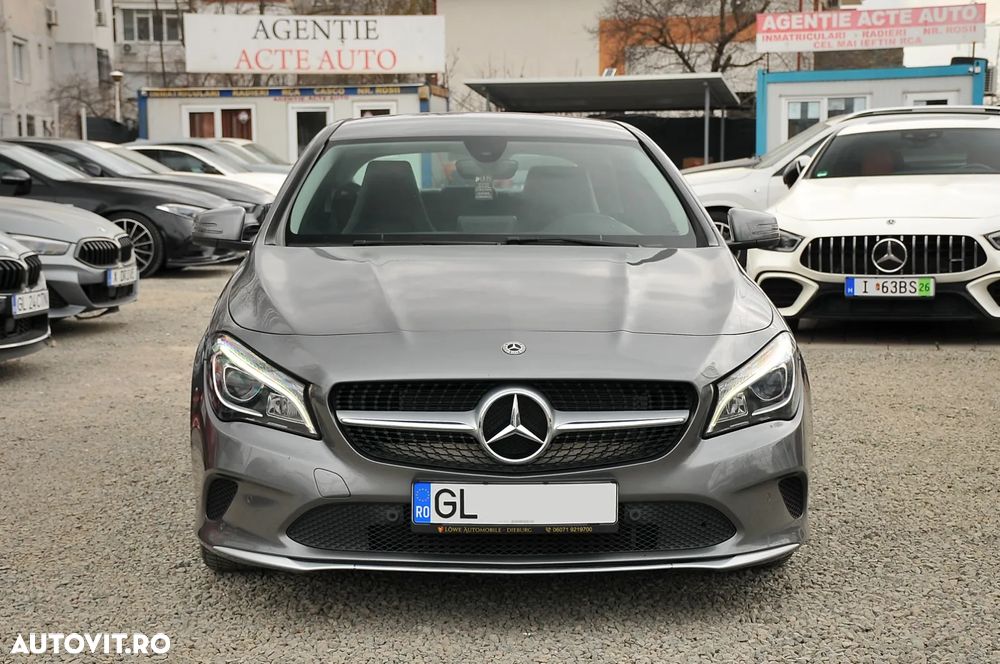 Mercedes-Benz CLA 180 7G-DCT - 10