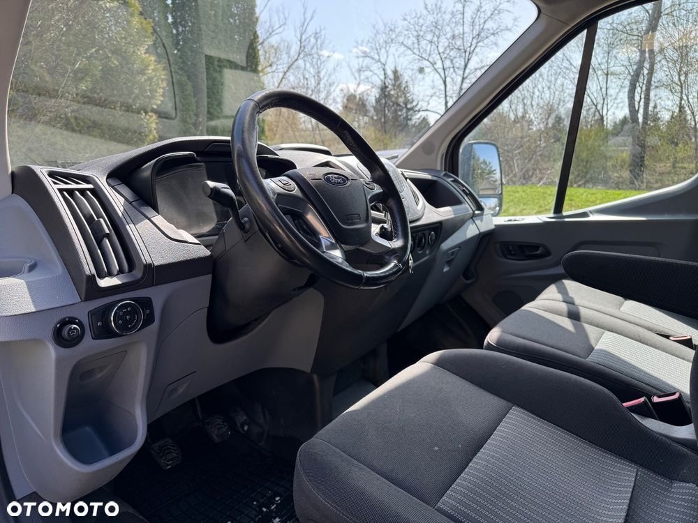 Ford Transit - 11
