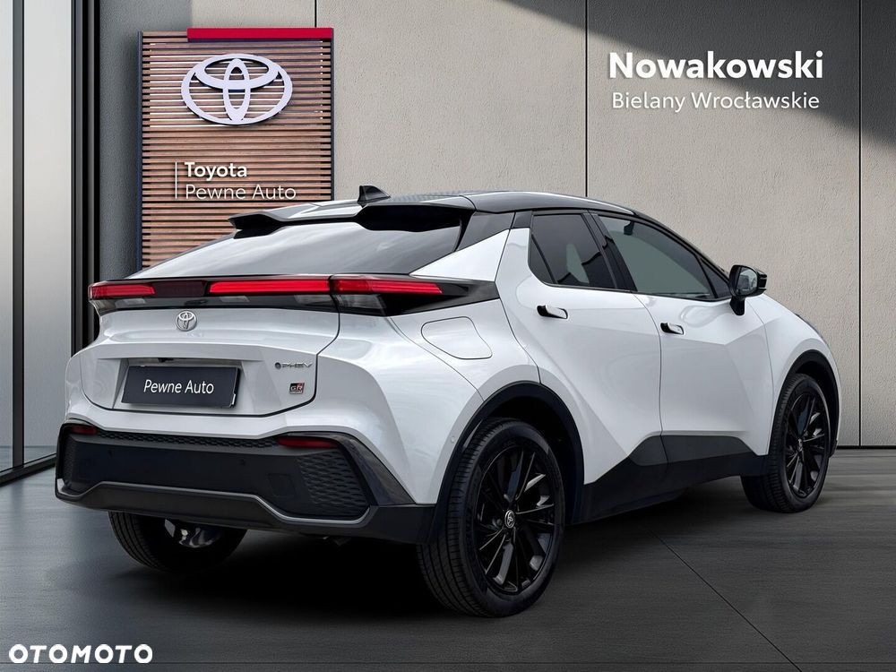 Toyota C-HR 2.0 PHEV Dynamic Force GR Sport - 29