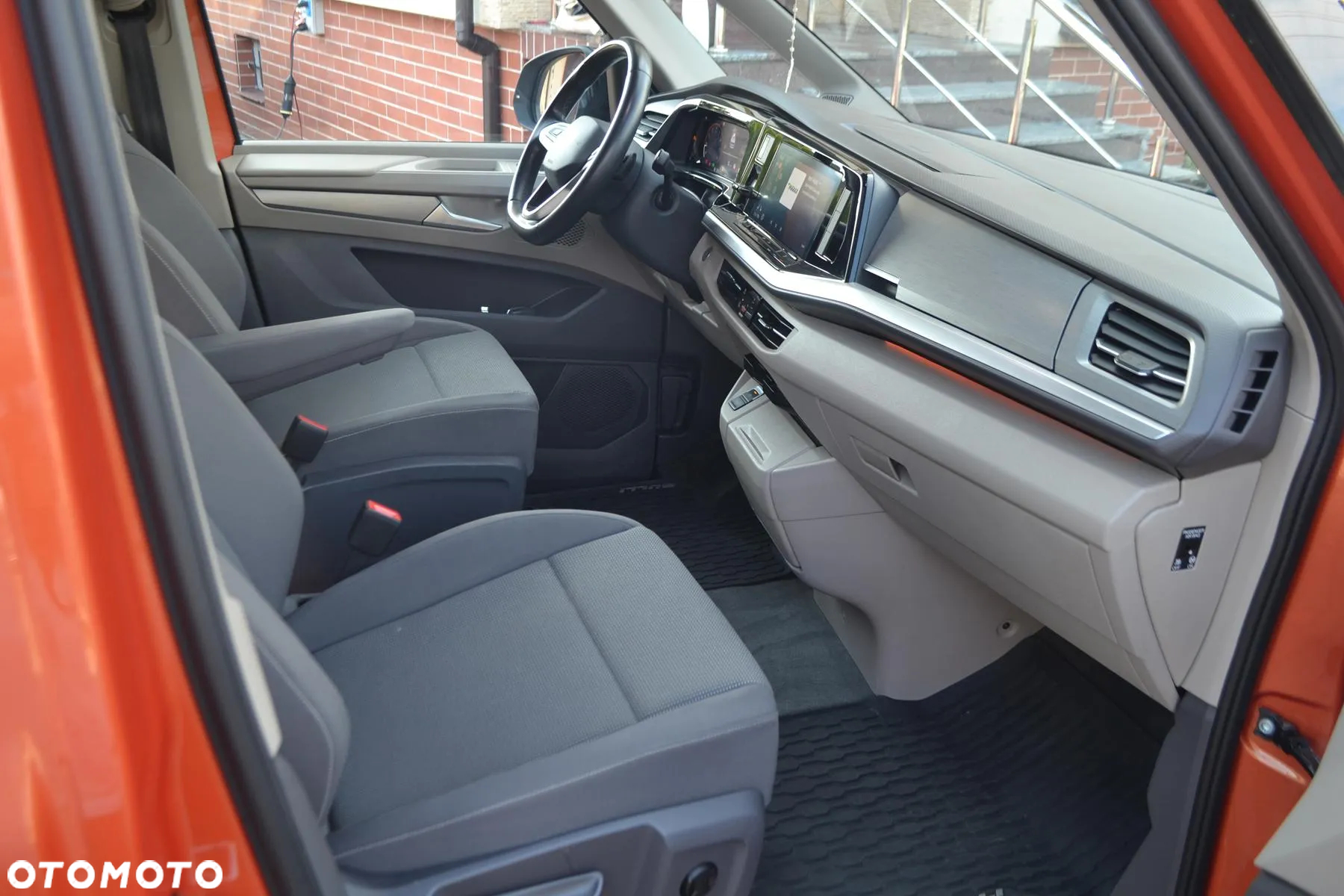 Volkswagen Multivan 2.0 TSI L2 Life DSG - 27