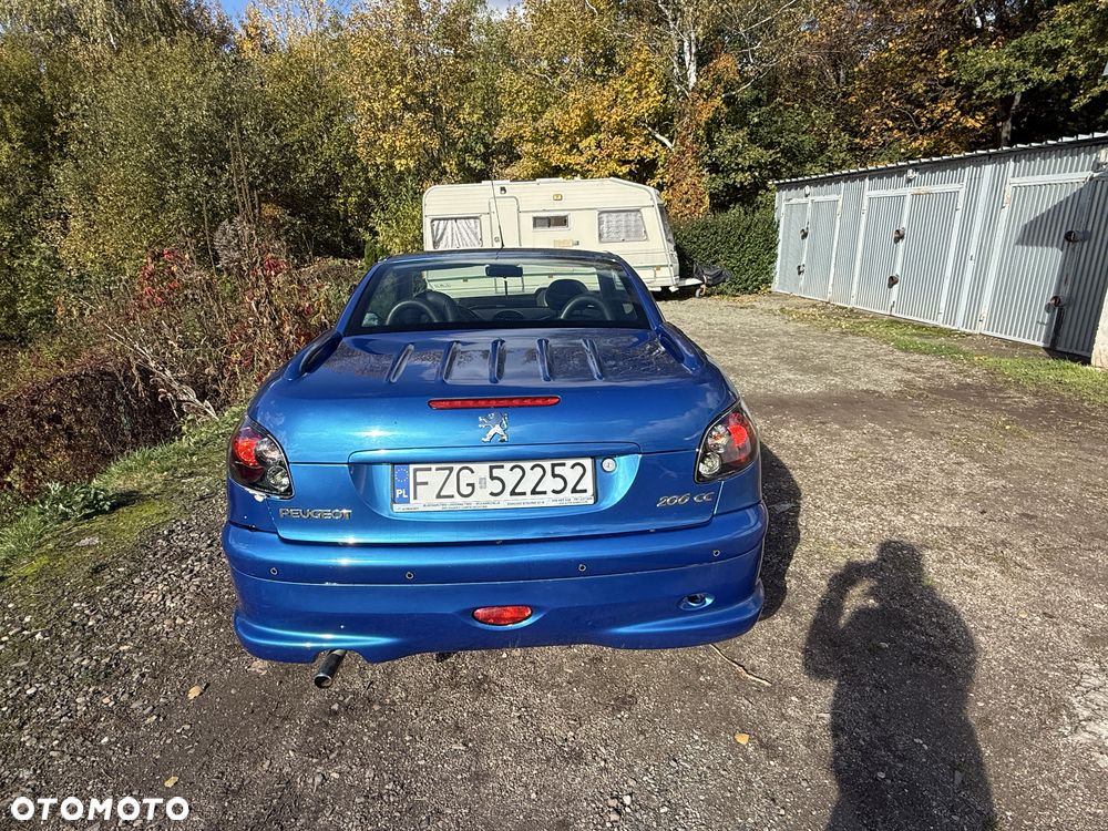 Peugeot 206 CC - 2