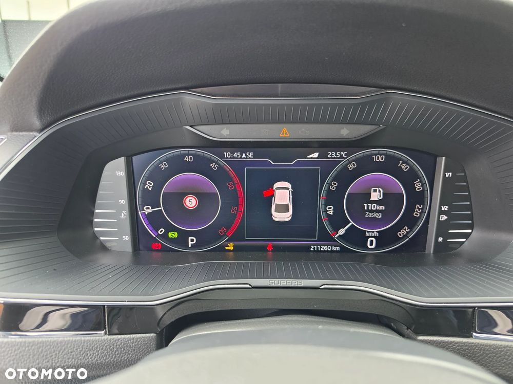 Skoda Superb 2.0 TDI SCR L&K DSG - 9