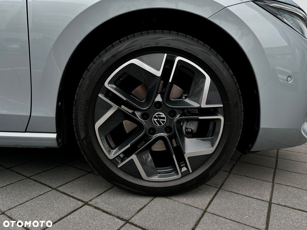 Volkswagen Passat Variant 1.5 TSI ACT mHEV Elegance DSG - 9