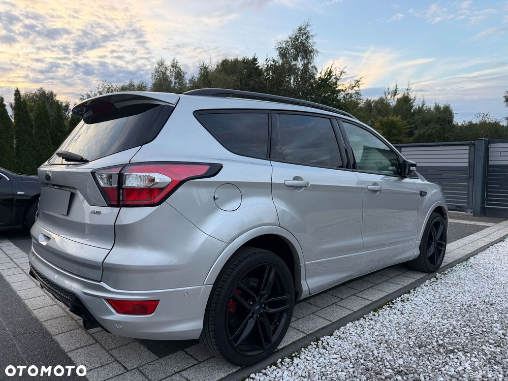 Ford Kuga 2.0 TDCi 4x4 ST-Line - 40