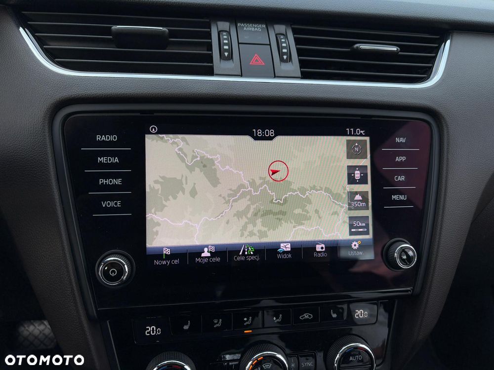 Skoda Octavia 2.0 TDI 4x4 L&K DSG - 11