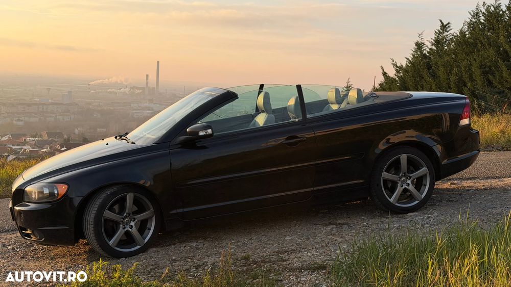 Volvo C70 2.0D Momentum - 26