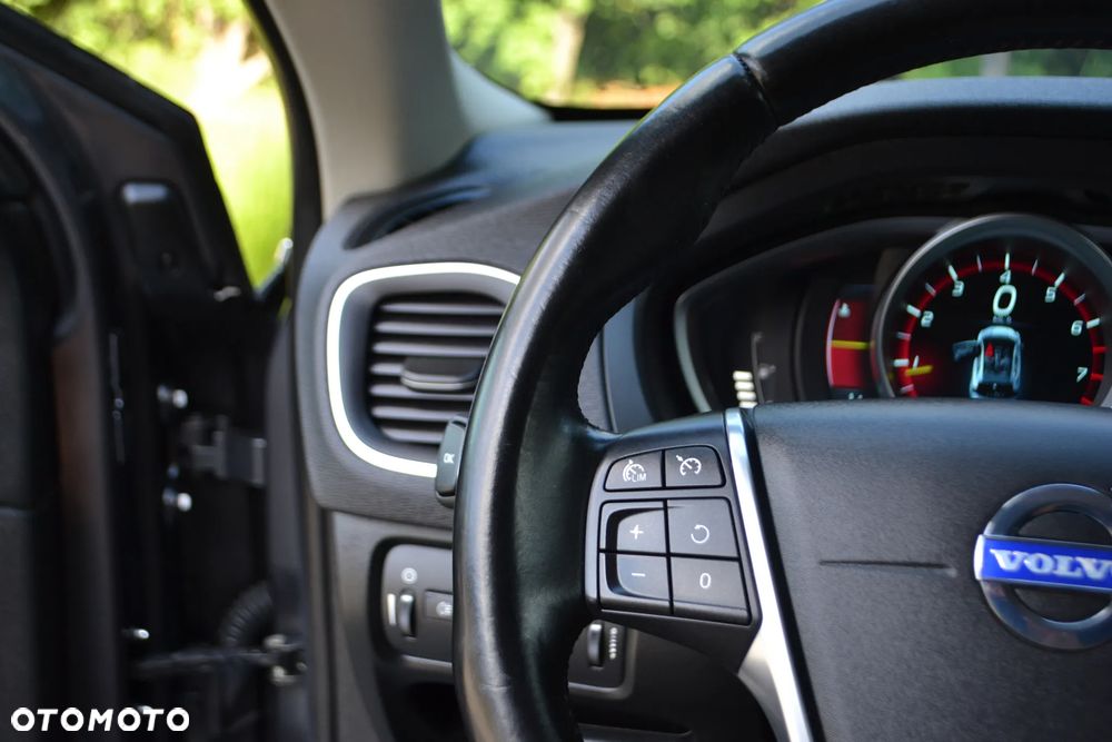 Volvo V40 - 31