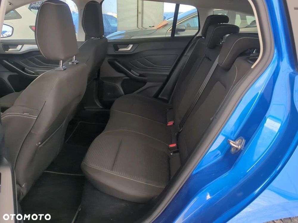 Ford Focus - 9