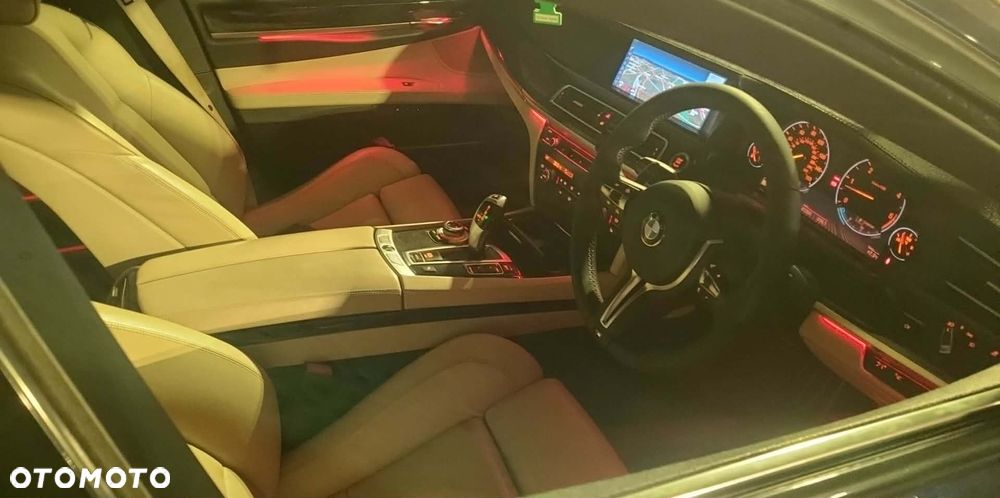 BMW Seria 7 - 7