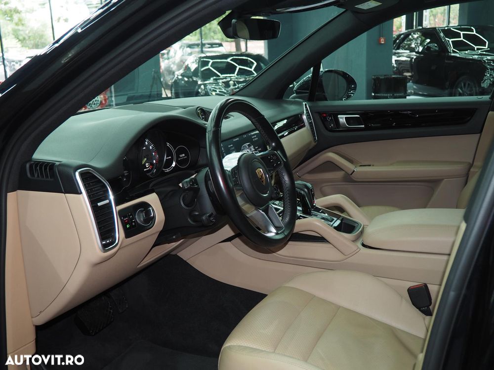 Porsche Cayenne E-Hybrid Tiptronic S - 11