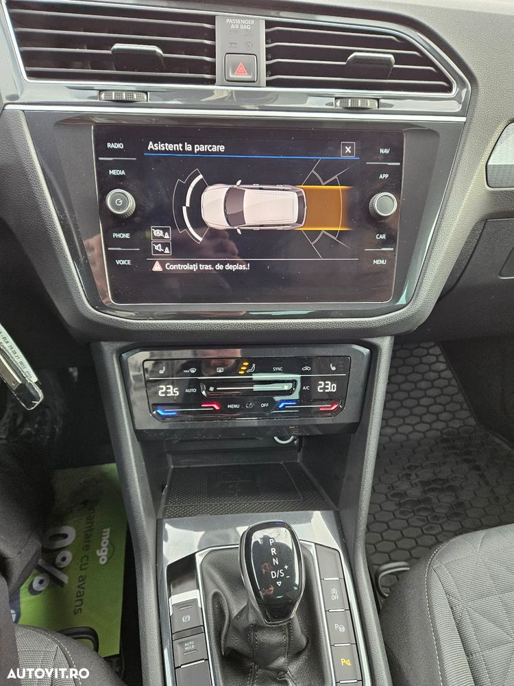 Volkswagen Tiguan 2.0 TDI SCR 4MOTION DSG Elegance - 10