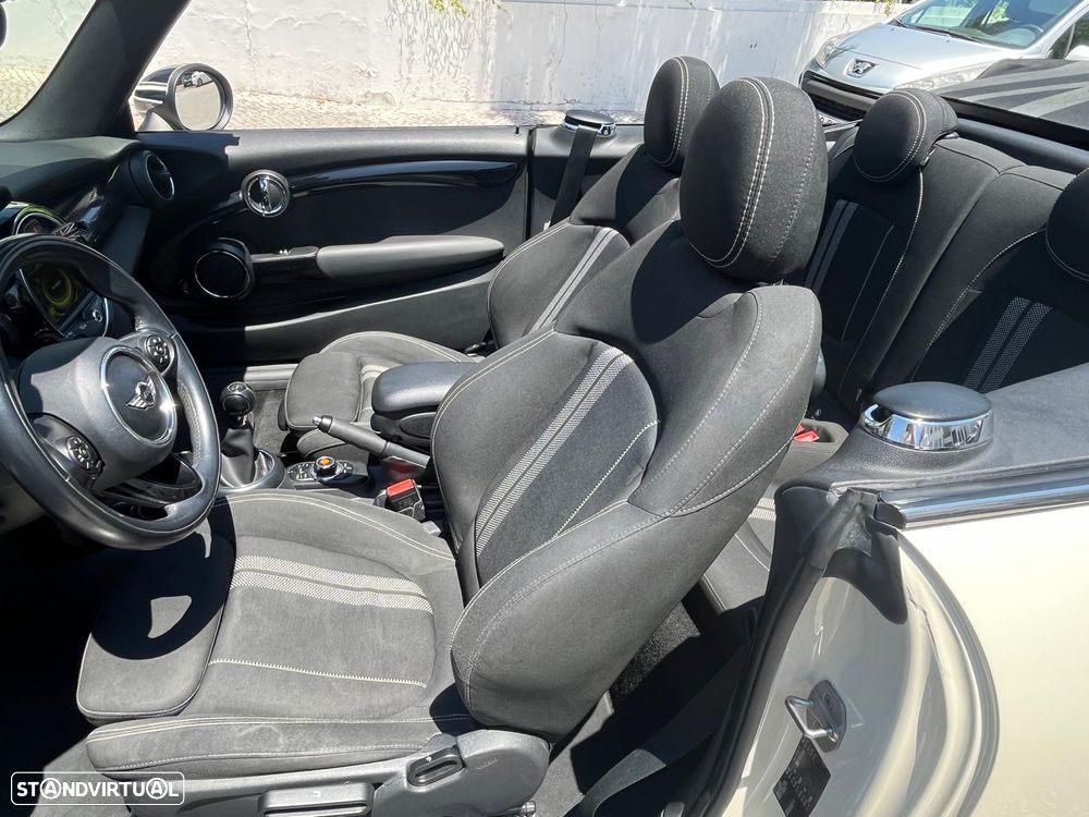 MINI Cabrio Cooper S - 22