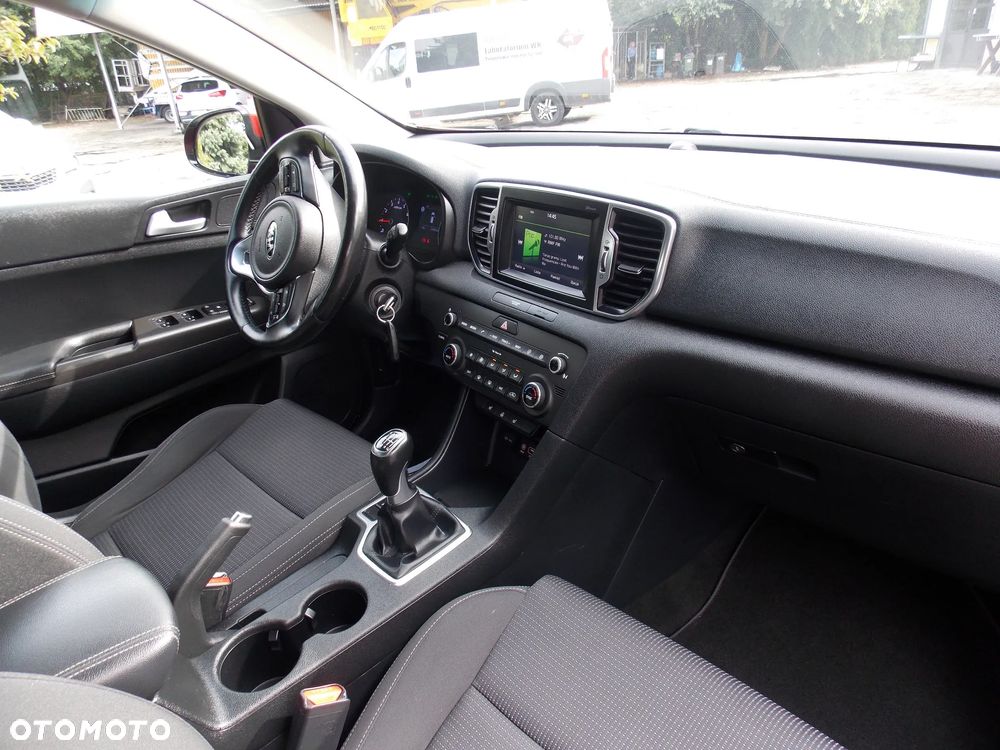 Kia Sportage 1.6 GDI 2WD Black Edition - 13