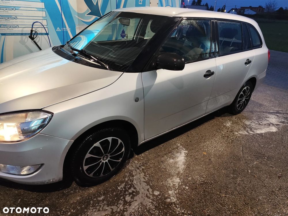 Skoda Fabia 1.4 16V Active - 3