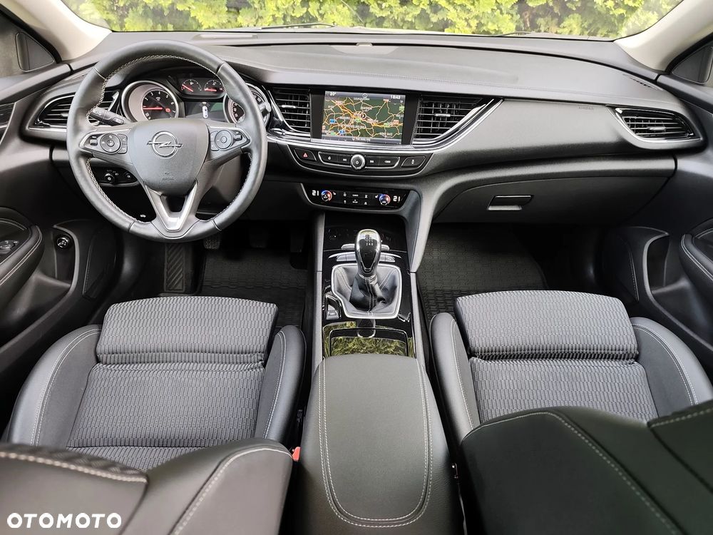 Opel Insignia 1.5 T Innovation S&S - 15