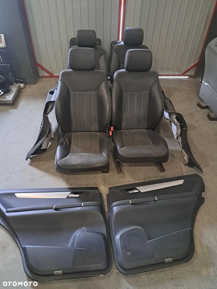 Mercedes R KLASA 251 W251 Fotele ALCANTARA Kanapa