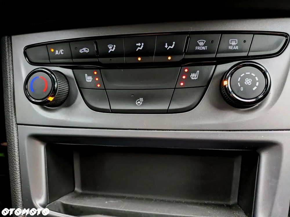 Opel Astra 1.6 D (CDTI) Start/Stop Selection - 11