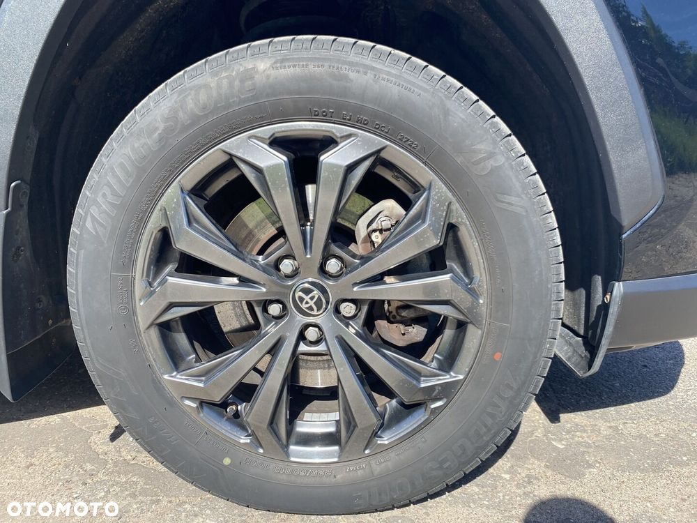 Toyota RAV4 - 24