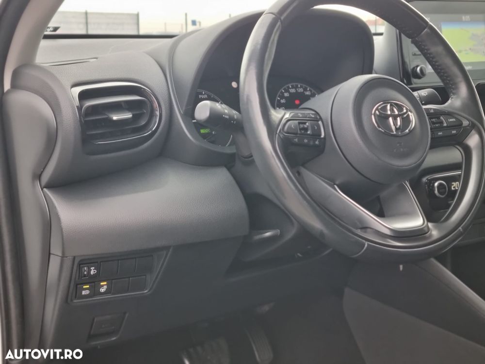 Toyota Yaris 1.5 VVT-i Business Edition - 31