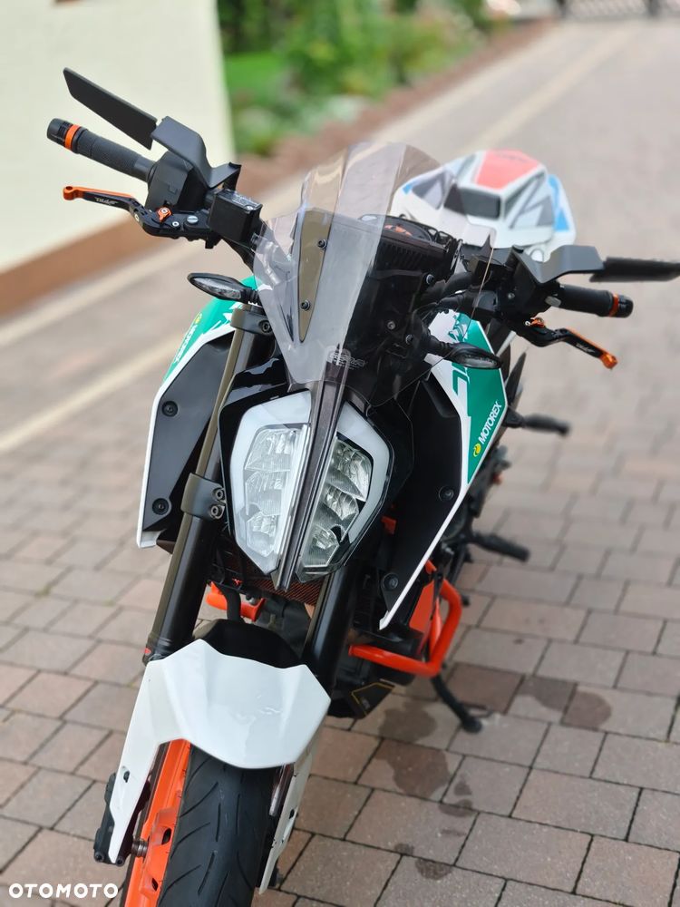 KTM Duke - 16