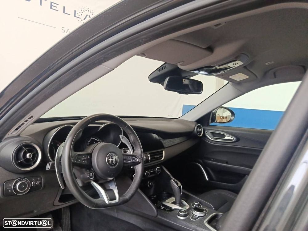 Alfa Romeo Giulia 2.2 D Super AT8 - 8