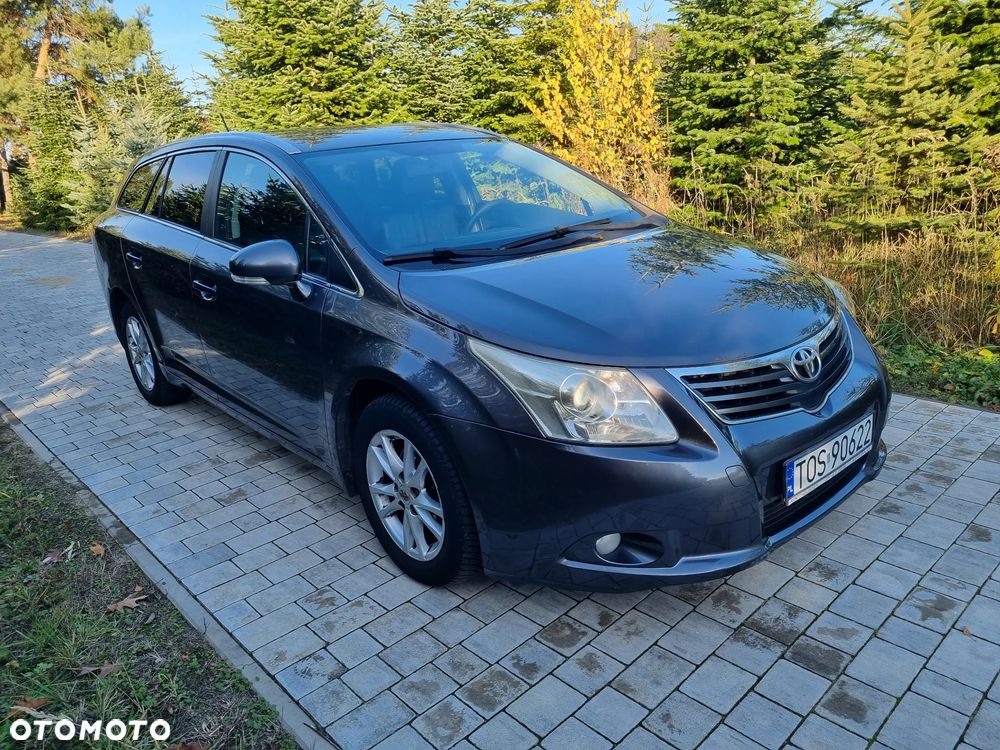 Toyota Avensis 2.0 D-4D Premium - 24