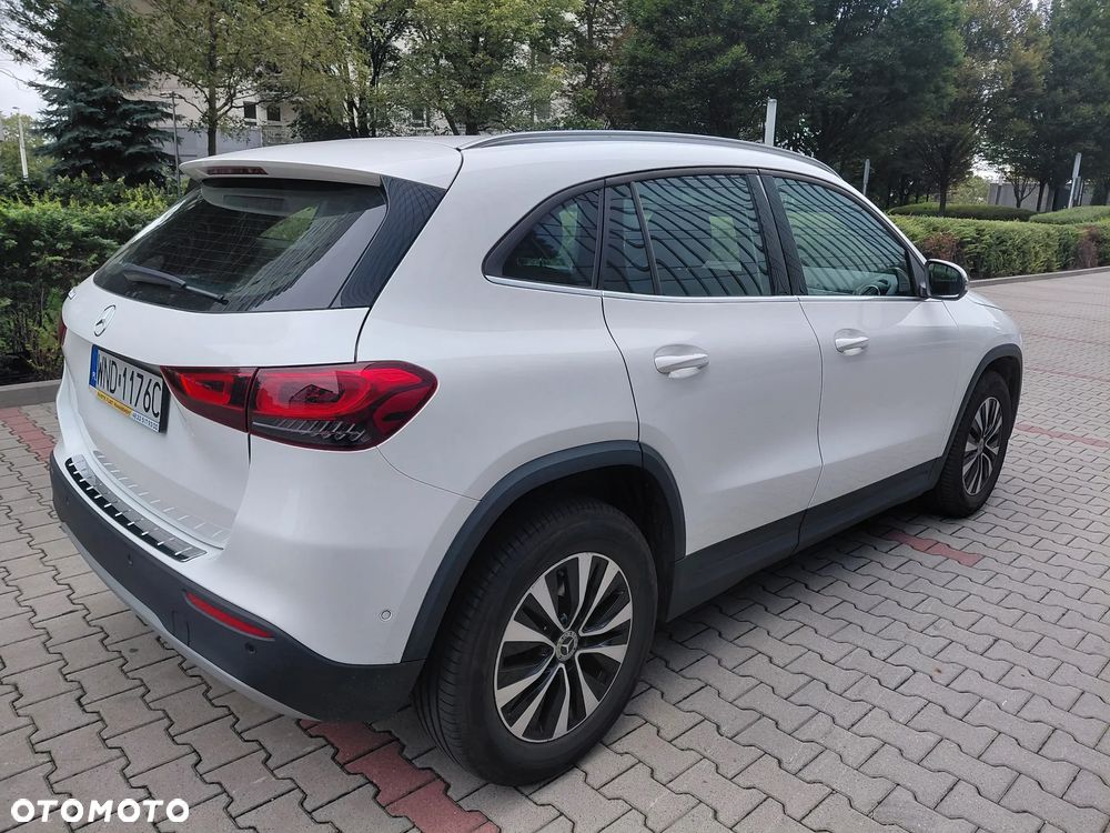 Mercedes-Benz GLA 200 Style - 5
