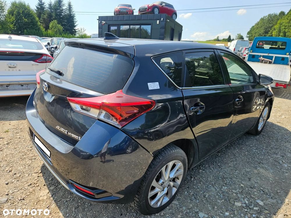 Toyota Auris 1.8 HSD Luna - 3