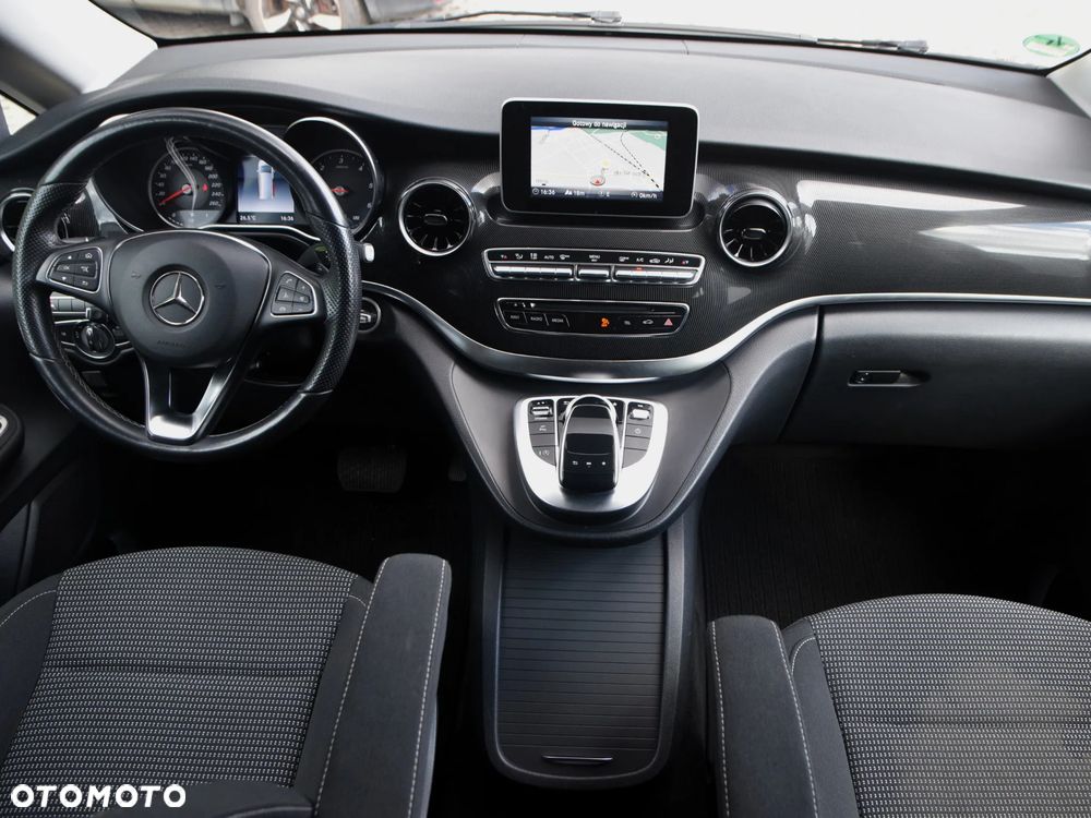 Mercedes-Benz Klasa V 300 d 9G-Tronic - 6