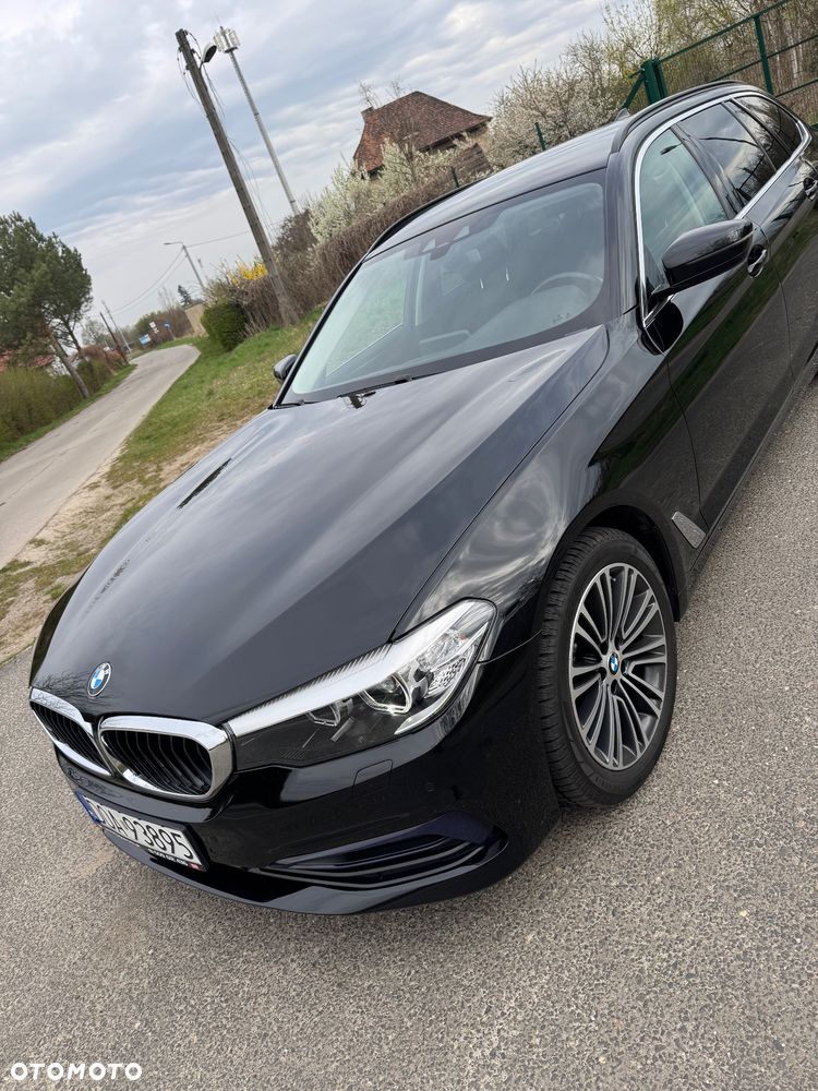 BMW Seria 5 518d Sport Line - 2