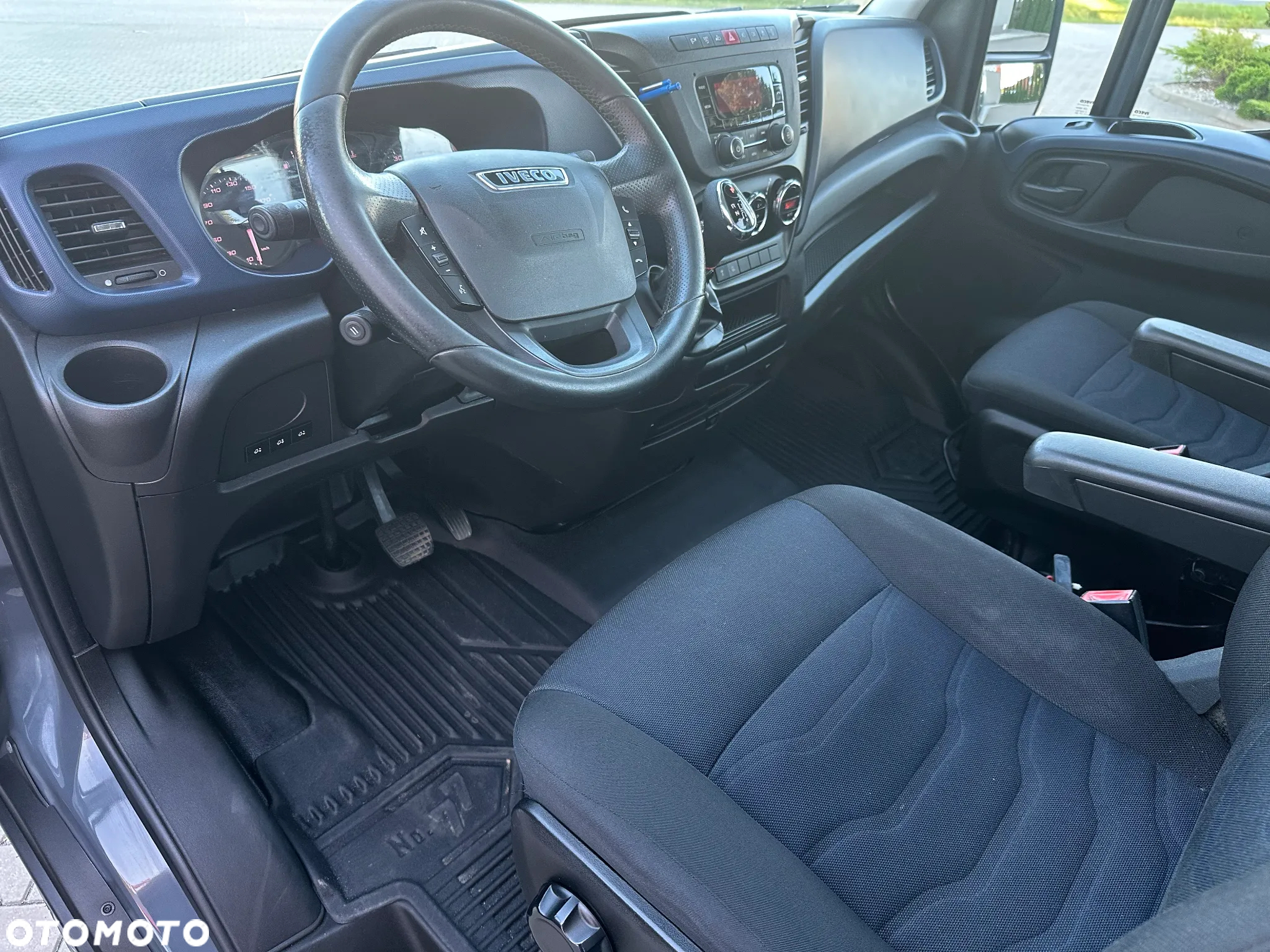 Iveco DAILY - 18