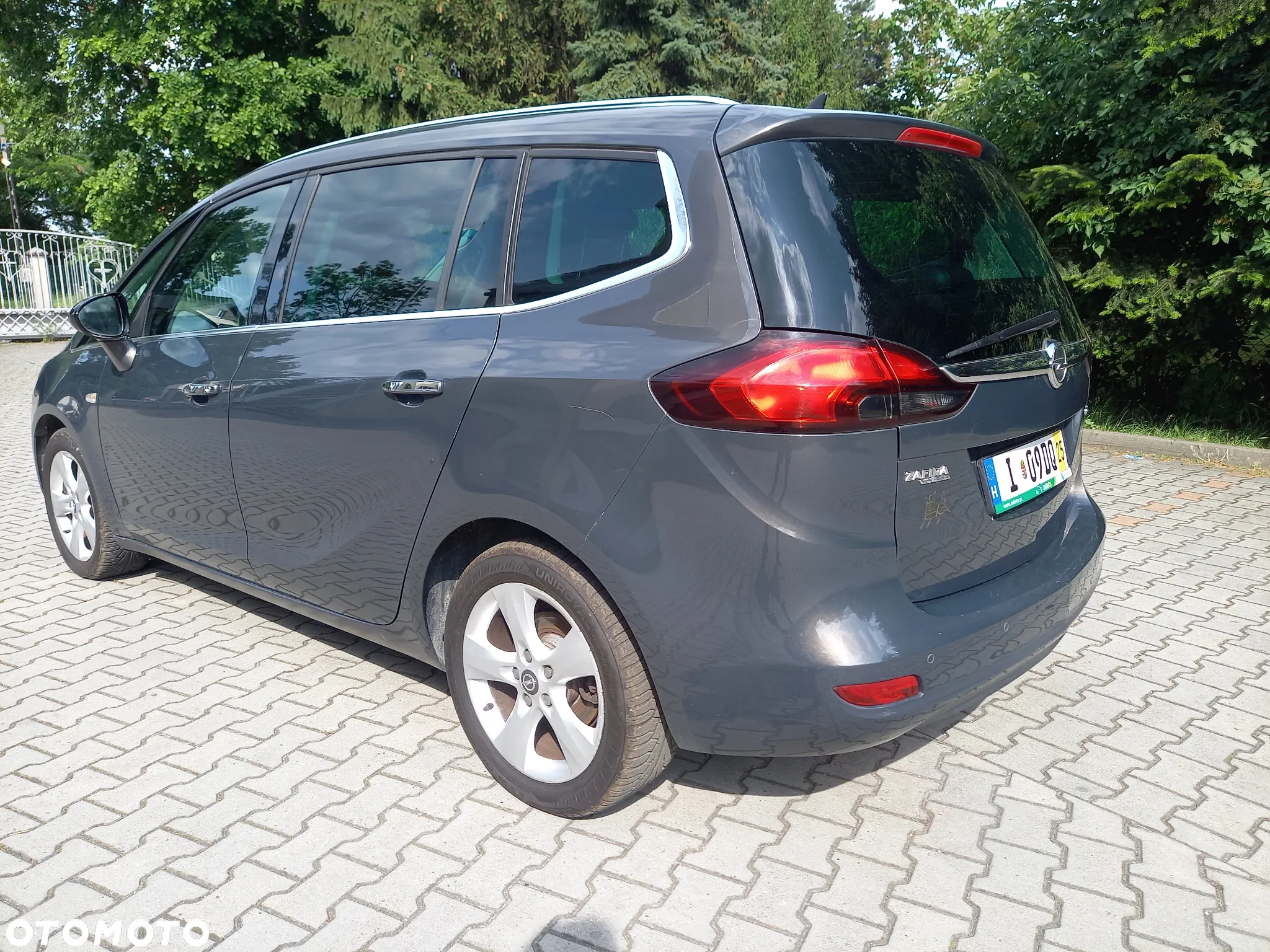 Opel Zafira - 9