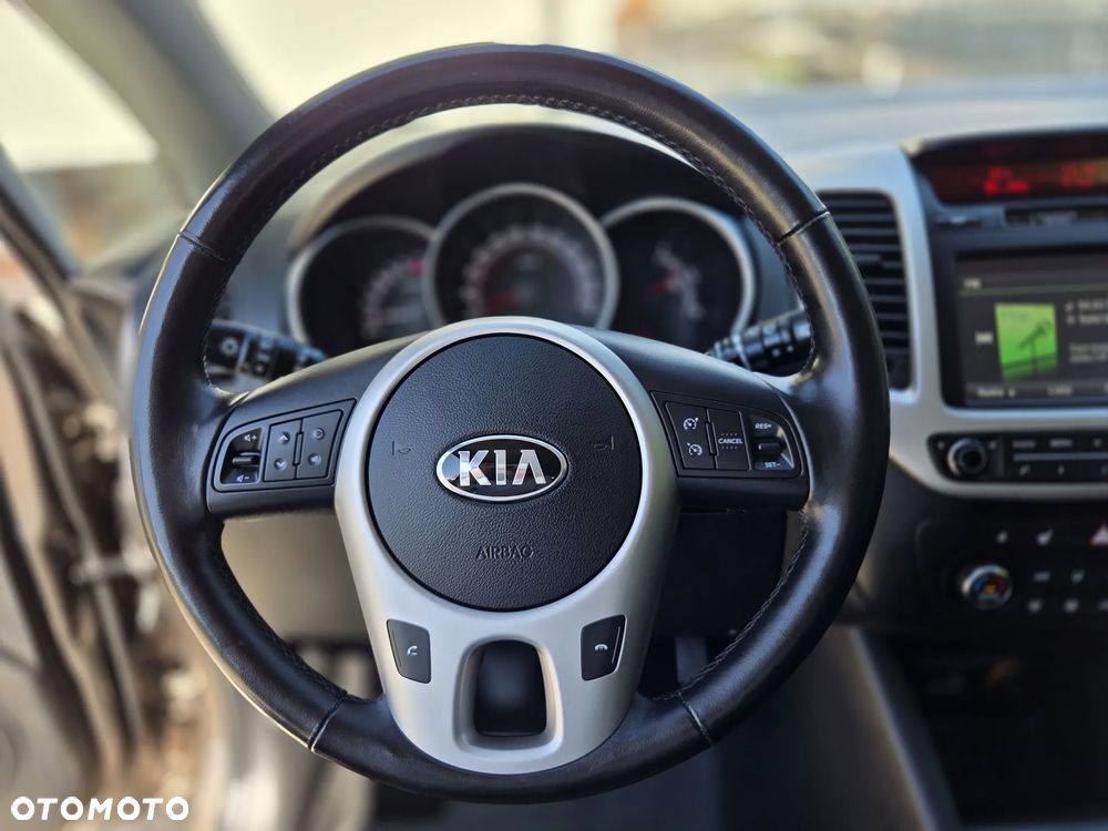 Kia Venga 1.4 CVVT Dream Team Edition - 11
