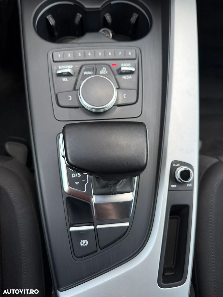 Audi A4 2.0 TDI DPF multitronic Attraction - 29