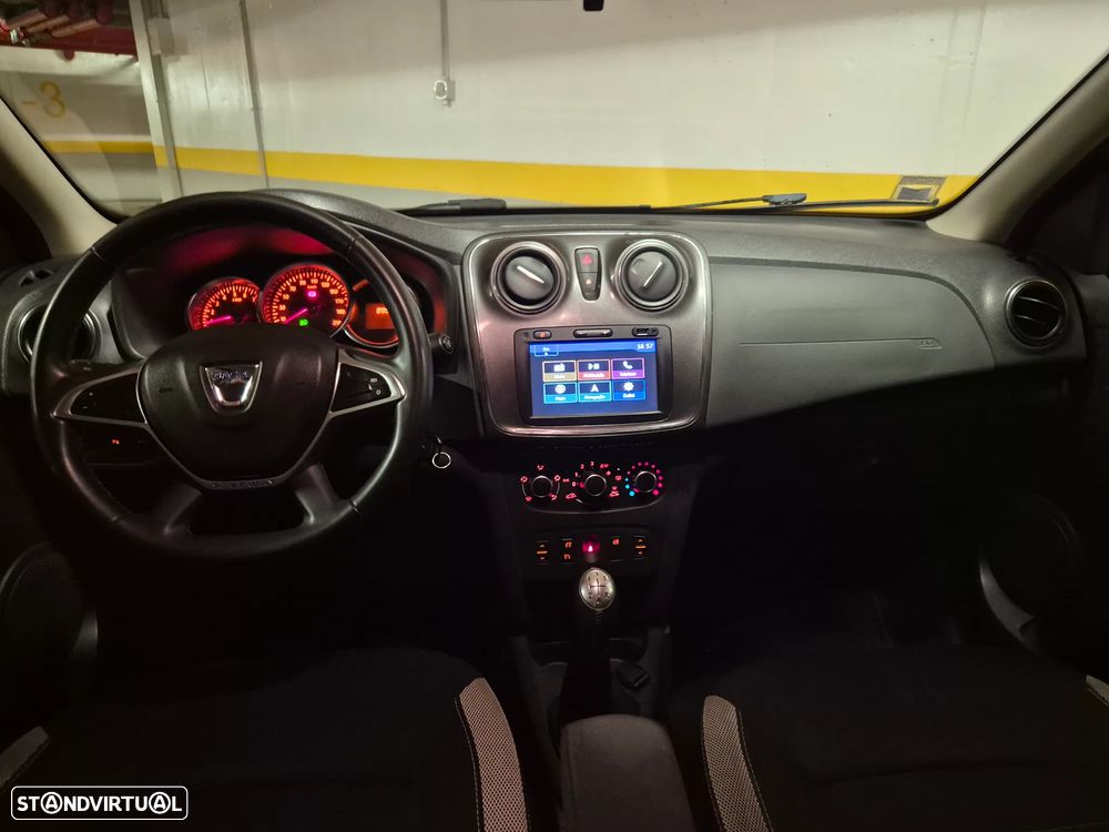 Dacia Sandero 0.9 TCe Stepway - 28