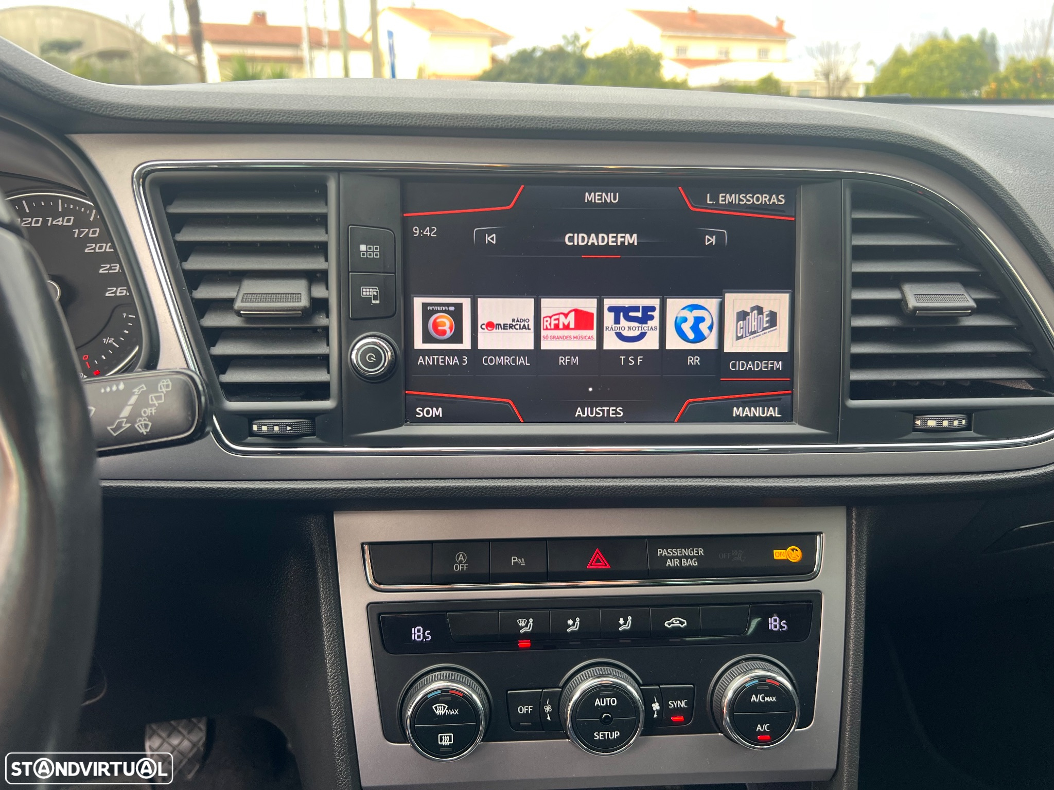 SEAT Leon 1.6 TDI FR S/S - 24