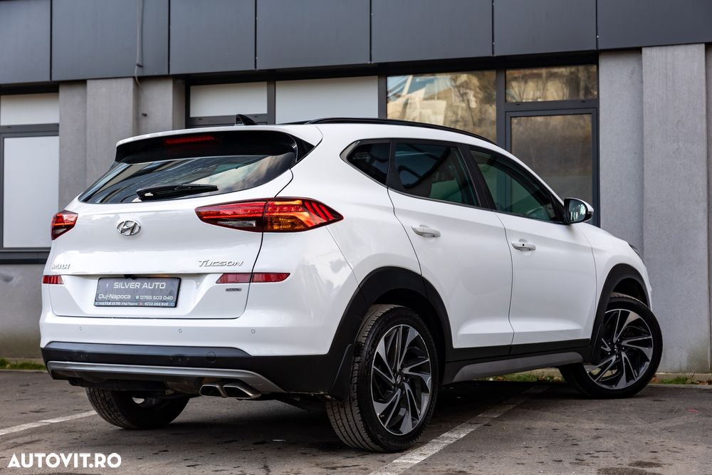 Hyundai Tucson blue 1.6 CRDi 4WD DCT Premium - 17