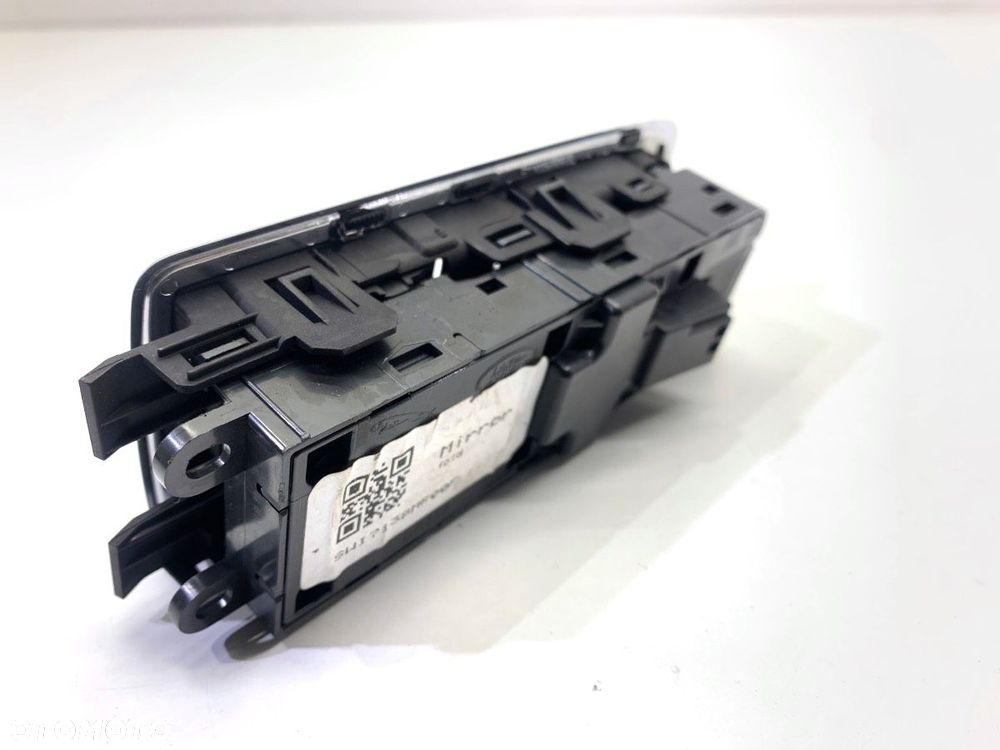 PRZEŁĄCZNIK SZYB  JAGUAR F-PACE (X761) 2015 - 2022 2.0 TD4 AWD 132 kW [180 KM] olej napędowy 2015 - 2