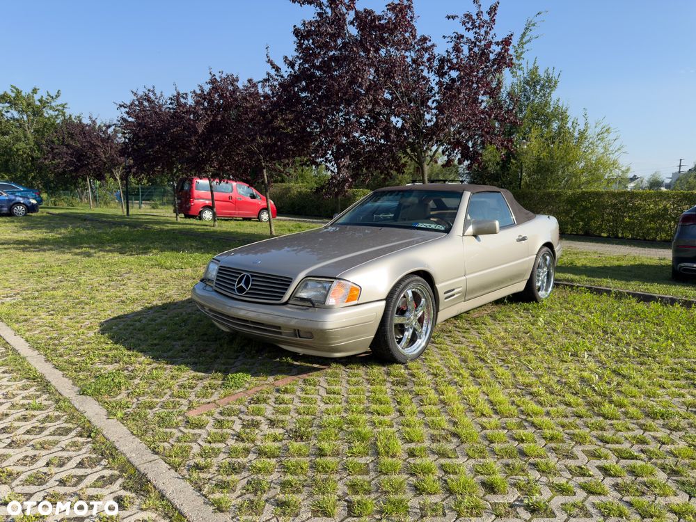 Mercedes-Benz SL - 19