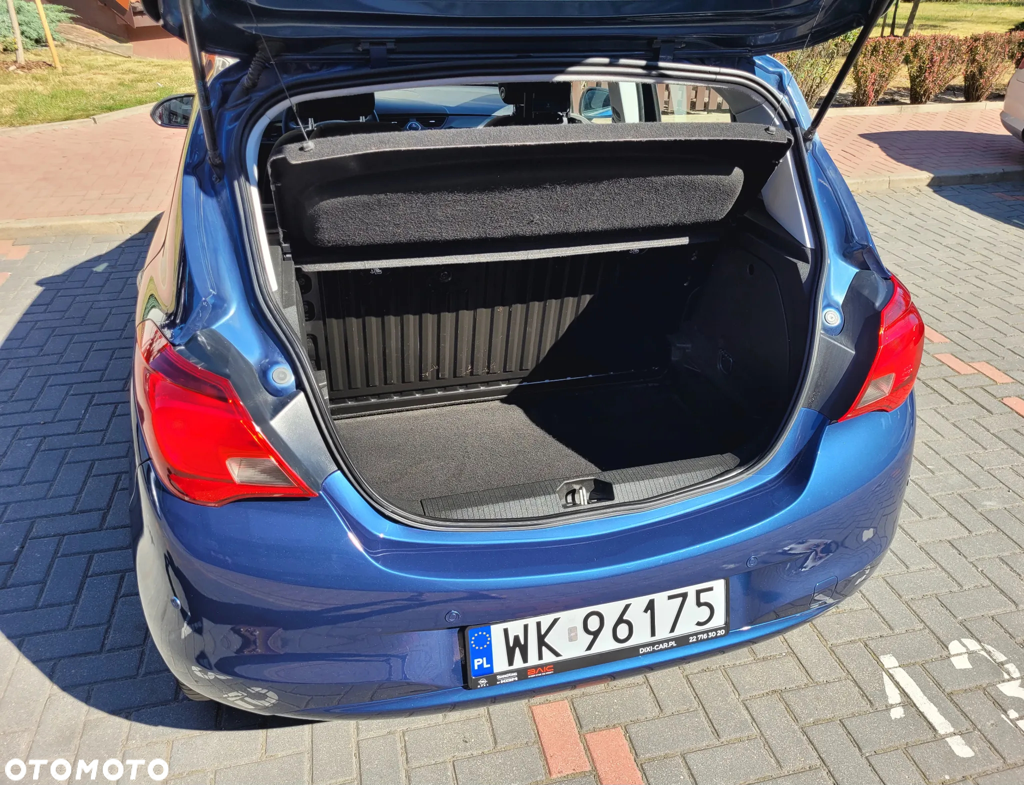 Opel Corsa 1.2 Cosmo - 11
